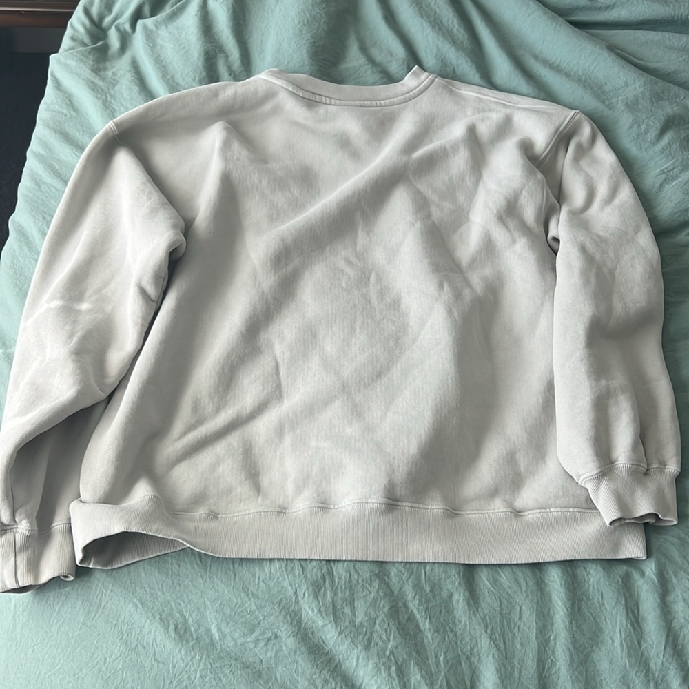 Akimbo Club Crewneck - Picture 4 of 4